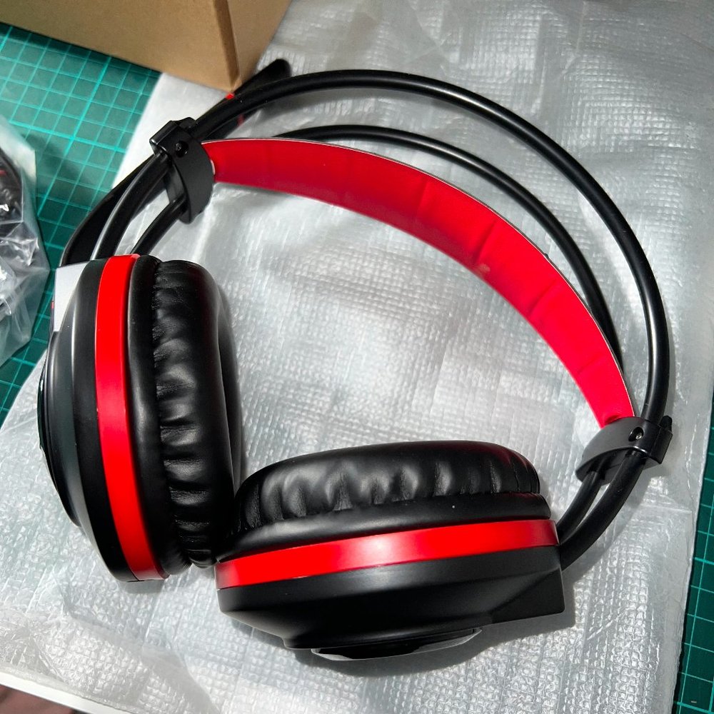 Spadger CD440MV Premium Stereo Headphones